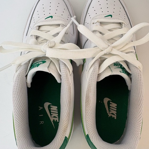 Nike Air Force 1 Low White Green Youth Size 4.5Y (FY5948-103) - Picture 7 of 11